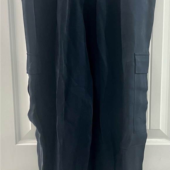Cinq a Sept Giles Cargo Jogger Pant Satin Viscose High Waist Navy Small - Picture 6 of 6